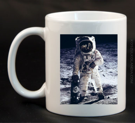 Kosmonauta z deskorolką - Kubek ceramiczny 