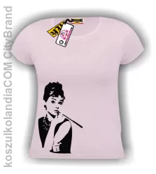 audrey_hepburn_pink