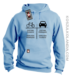 Auto-Rower Zużywa tłuszcz odkłada pieniądze- Bluza męska z kapturem błękit 