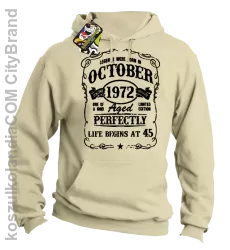 Legends were born in October Aged Perfectly - Bluza męska z kapturem beżowa 