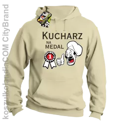 Kucharz na medal - bluza męska z kapturem beżowa