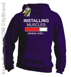 Installing muscles please wait... - Bluza z kapturem fiolet