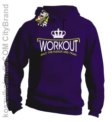 Workout shut the FUCKUP and train - Bluza męska z kapturem fiolet 